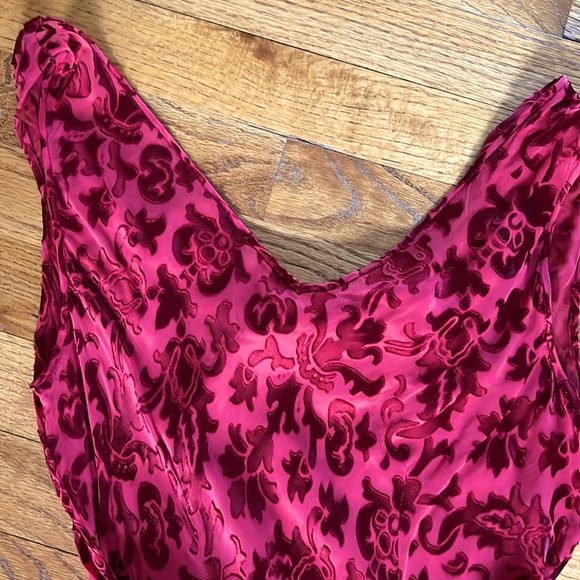 💃🏻💃🏻RED on RED Sexy BurnoutVelvet&Silk biasMaxiDress.SeperateRedSilkSlip.S:6 - Picture 2 of 14